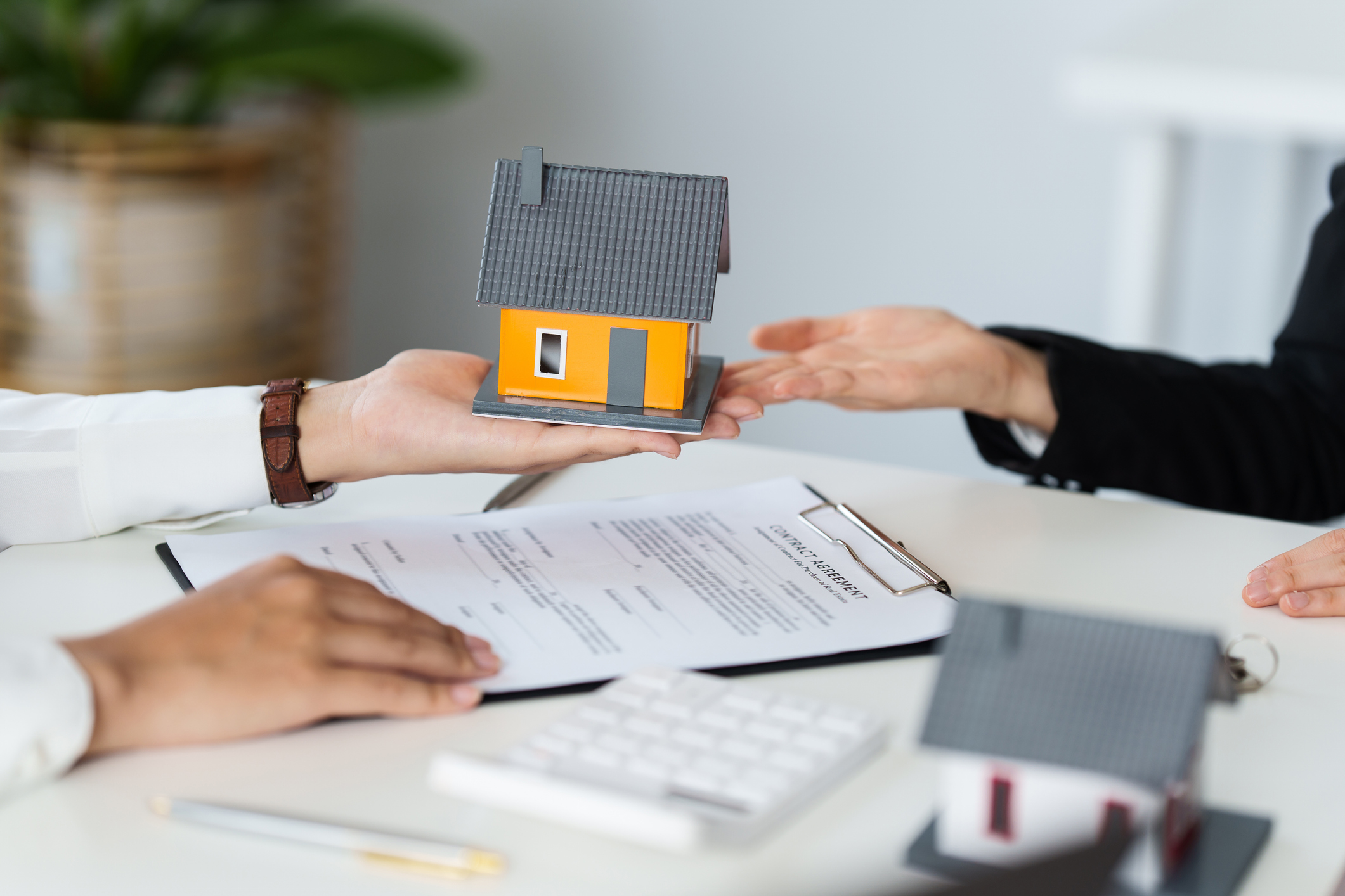 Win Real Estate Listings with a Proven Agent System